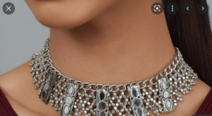 Read more about the article Oxidized jewelery ट्रेंड गर्ल्स और महिलाओं के लुक को लुभा रही और भी खास