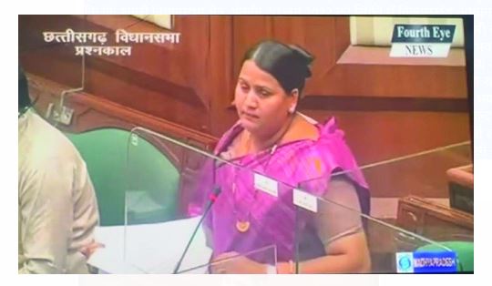 You are currently viewing Assembly : विधानसभा में खुज्जी विधायक ने रखी जर्जर स्कूलों के लिए भवन स्वीकृति की मांग