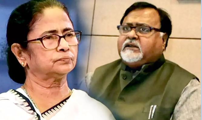 You are currently viewing Breaking – TMC :  ममता सरकार ने पार्थ चटर्जी से छीना मंत्री पद