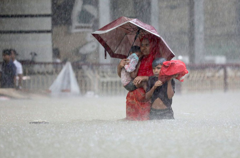 Rain Alert : बारिश के साथ ही कई इलाकों में बिजली गिरने की चेतावनी