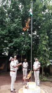Sakthi Sub Divisional Police Office : अनुविभागीय पुलिस कार्यालय में एसडीओपी मोहम्मद तस्लीम आरिफ ने ध्वजारोहण किया