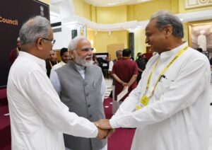 Read more about the article Godhan nyaay yojana : गवर्निंग काउंसिल की बैठक में प्रधानमंत्री मोदी ने छत्तीसगढ़ की गोधन न्याय योजना का किया ज़िक्र