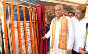 'Krishna-Kunj'In Raipur Chhattisgarh : वृक्षारोपण को जन-जन से जोड़ने, सांस्कृतिक विरासत को सहेजने नगरीय निकायों में विकसित किए जा रहे ‘कृष्ण-कुंज’: मुख्यमंत्री भूपेश बघेल 