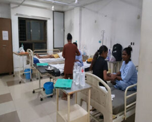 Bhilai Nursing College : नर्सिंग कॉलेज की 60 छात्राओं की बिगड़ी तबीयत, 1 की मौत, 46 छात्राओं की हालत गंभीर