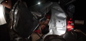 Big Accident In Tilda : मालगाड़ी के इंजन से टकराई तेज रफ्तार कार, उड़े परखच्चे...2 लोगो ने स्पॉट में ही तोड़ा दम