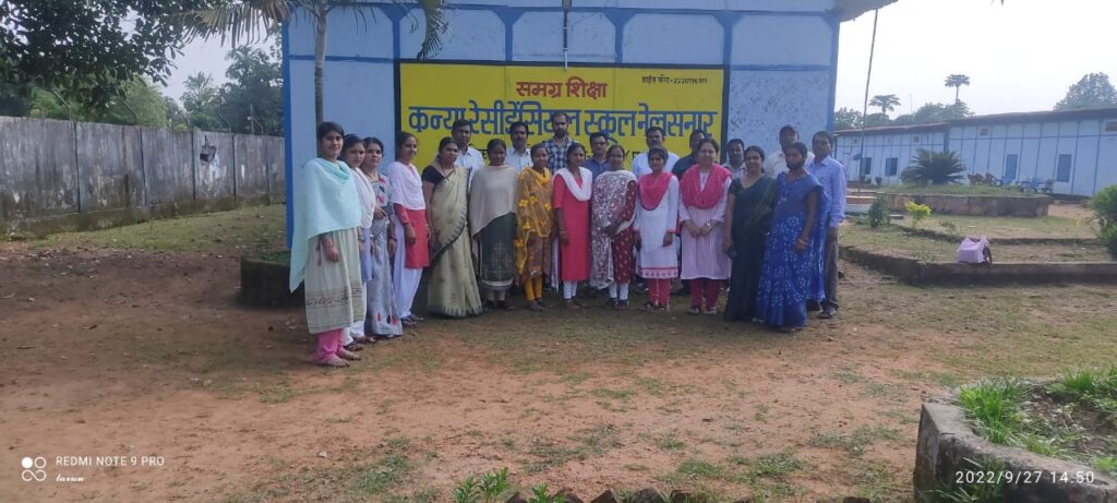 Bijapur News : रेसीडेंसियल स्कूलों में NCERT दिल्ली की टीम द्वारा किया निरीक्षण
