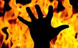 Punjab Jalandhar Crime News : दिल दहला देने वाली घटना, पत्नी, दो बच्चे और सास को पेट्रोल डालकर जिंदा जलाया...मामला जानने पढ़िये पूरी खबर