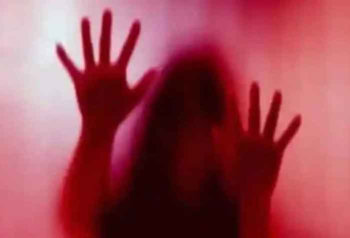 New Delhi Crime : होटल में युवती के साथ सामूहिक बलात्कार