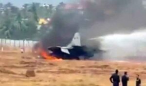 MiG 29K Crash : एक हफ्ते में दूसरी मिलिट्री फ्लाइट क्रैश, 'चीता' हेलिकॉप्टर के बाद गोवा में मिग-29 क्रैश