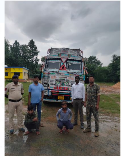 You are currently viewing Surajpur Superintendent of Police चोरी के 30 टन लोहे की सरिया सहित 2 गिरफ्तार, थाना चंदौरा पुलिस की कार्यवाही