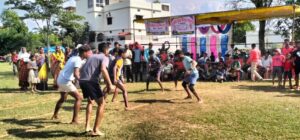 Read more about the article chhattisgarhia olympic games युवा कल्याण विभाग और जनपद पंचायत चारामा द्वारा छत्तीसगढ़िया ओलंपिक खेल का आयोजन