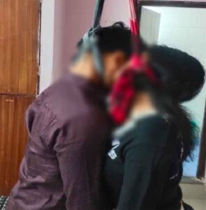Read more about the article Bhlai Durg Crime Big News : जिस पर रेप केस लगा भिजवाया जेल, उसी के साथ होटल के कमरे में झूलती मिली युवती की लाश…जानिए मामला