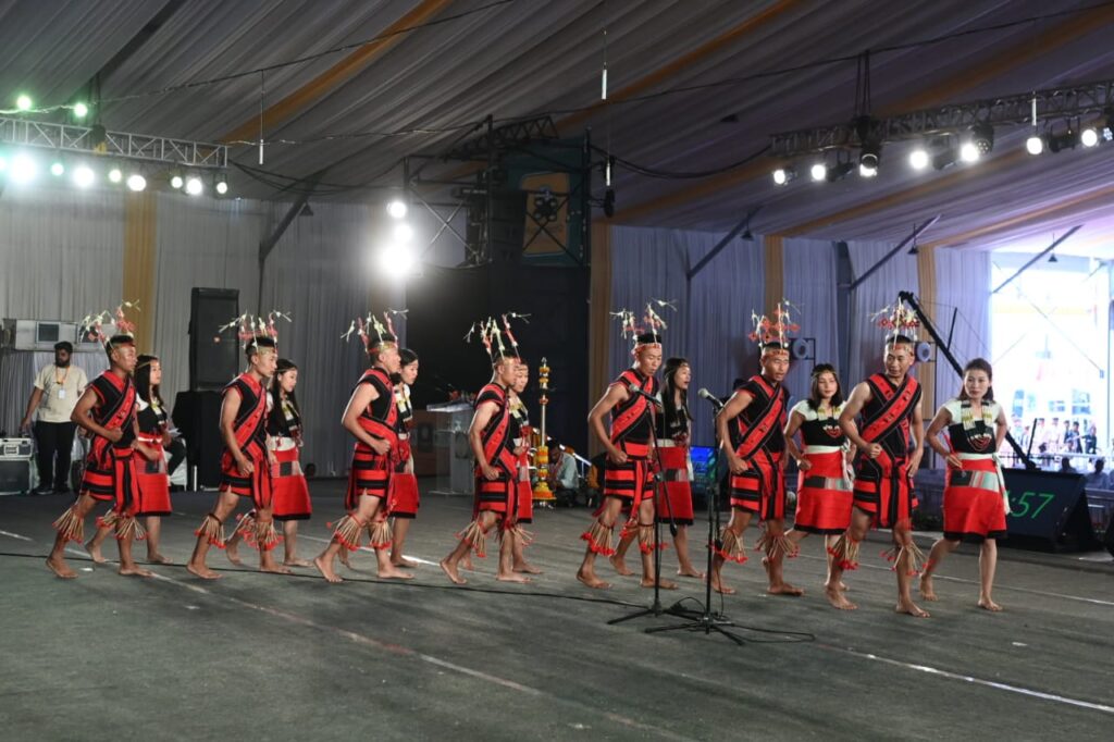 Jhoom khetee : झूम खेती की तैयारी का दृश्य दिखाया मणिपुर के कलाकारों ने खरिमखरा नृत्य से
