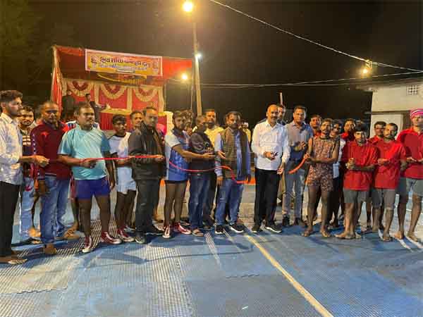 Kurud Assembly News : ग्राम परसवानी में दो दिवसीय कबड्डी प्रतियोगिता का शुभारंभ