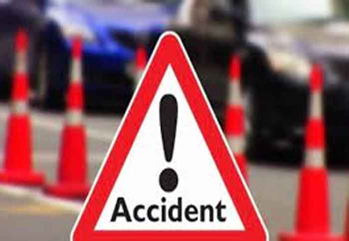 Mumbai-Pune Expressway Accident : मुंबई-पुणे एक्सप्रेसवे पर दर्दनाक सड़क हादसा, ट्रक से कार की टक्कर में 5 की मौत, 4 घायल