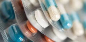 Read more about the article Antibiotic एंटीबायोटिक दवाएं स्वास्थ्य के लिए है खतरा