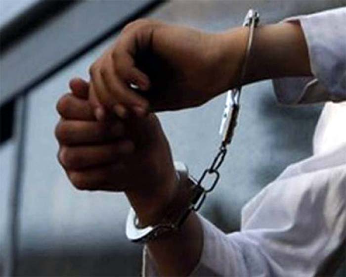 BIG NEWS : गुजरात के 17 में से 4 मंत्रियों पर आपराधिक मामले, नागपुर के 9 आयकर अधिकारी गिरफ्तार