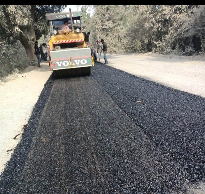 Raigarh 9 December 2022 : जिले में सड़कों का निर्माण कार्य जारी, हो रही नियमित मॉनिटरिंग
