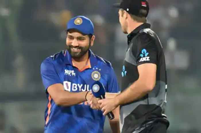 IND vs NZ LIVE : भारतीय टीम ने जीता टॉस, रोहित ने पहले फील्डिंग का लिया फैसला