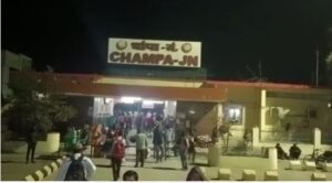 Read more about the article (Janjgir-Champa) डॉग स्क्वॉड की सहायता से रेलवे स्टेशन में चलाया गया जांच अभियान, देखिये Video