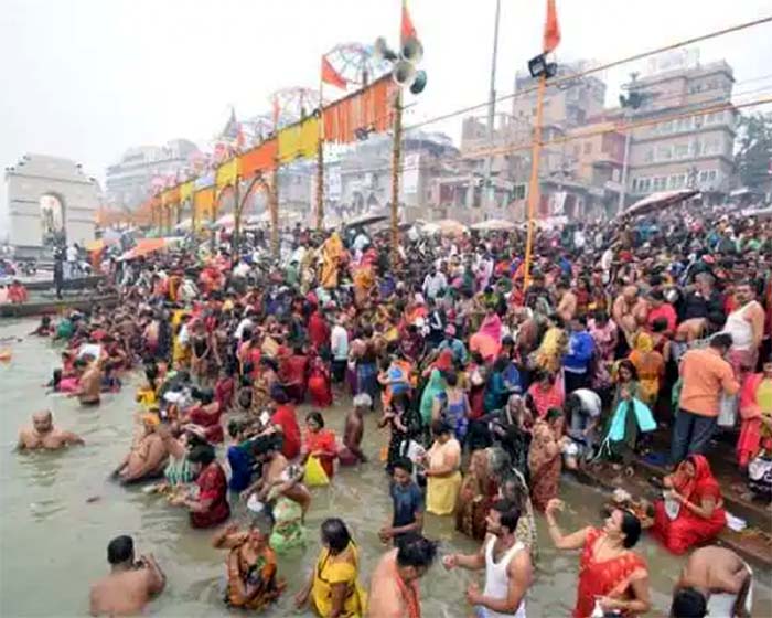 Maghi Purnima 2023 : माघ पूर्णिमा पर गंगा स्नान के लिए उमड़ी भीड़, हजारों श्रद्धालुओं ने लगाई आस्था की डुबकी