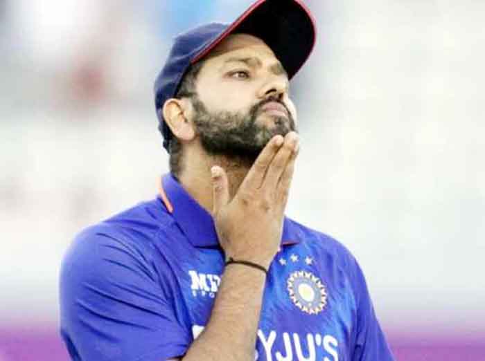 Indian Cricket Team : संन्यास लेने के लिए मजबूर हुआ भारत का ये धाकड़ खिलाड़ी, रोहित ने टीम से काट दिया पत्ता