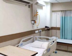 Action Against Hospitals : छत्तीसगढ़ में मरीजों से अधिक कीमत वसूलने वाले 5 निजी अस्पतालों के खिलाफ कार्रवाई