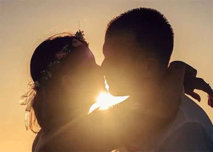 Disadvantages Of Kissing : पार्टनर को किस करने से हो सकती है बड़ी परेशानी, ये 5 गंभीर बीमारियां आपको कर सकती हैं प्रभावित, रहें सावधान