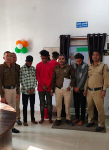 Read more about the article (Kotwali Police) बावलीकुआं क्षेत्र में मारपीट करने वाले तीन युवक गिरफ्तार
