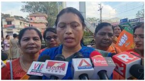 Read more about the article (BJP Mahila Morcha) छत्तीसगढ़ में कानून व्यवस्था लचर ,भाजपा महिला मोर्चा ने  किया पुतला दहन, देखिये VIDEO