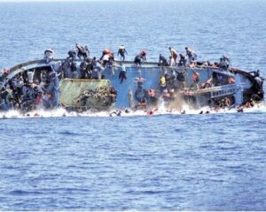 Read more about the article 14 People Died Due To Ship Capsize : बीच समुद्र में डूबी प्रवासियों से भरी नाव, अब तक 14 लोगों की मौत