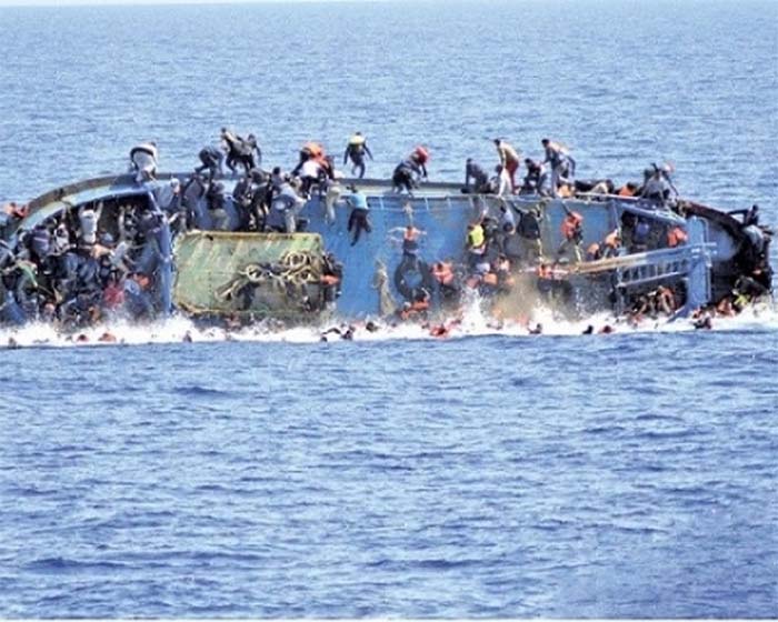 14 People Died Due To Ship Capsize : बीच समुद्र में डूबी प्रवासियों से भरी नाव, अब तक 14 लोगों की मौत