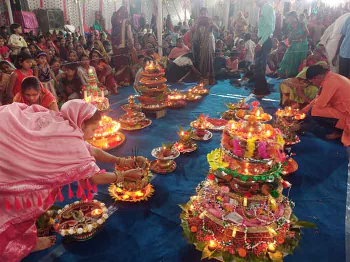 Ram Janmotsav : सकरेली कला में भव्य आरती थाल सजाकर मनाया गया राम जन्मोत्सव
