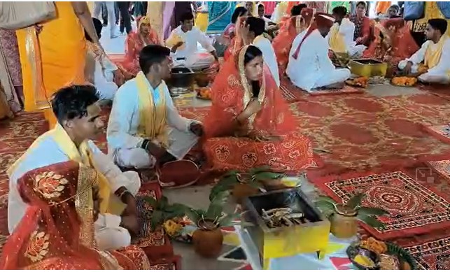 Mukhyamantri Nirdhan Kanya Vivaah : मुख्यमंत्री निर्धन कन्या विवाह का आयोजन