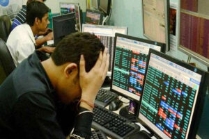 Read more about the article Mumbai latest update शेयर में गिरावट, सेंसेक्स व निफ्टी 0.60 प्रतिशत से अधिक टूटा