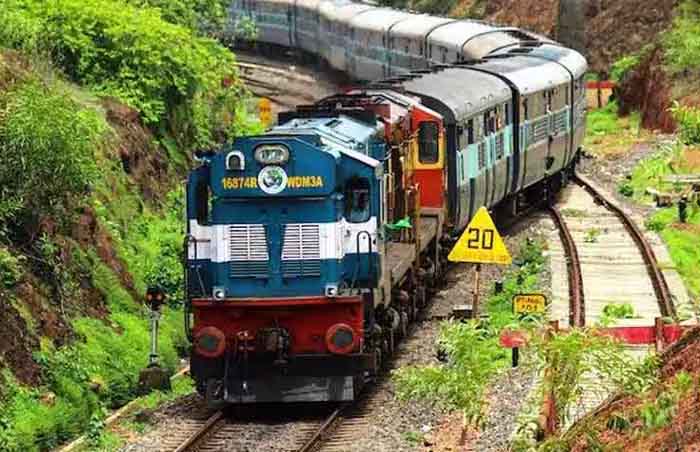 You are currently viewing Summer Special Trains : रेलवे ने शुरू कीं ये समर स्पेशल ट्रेनें……..