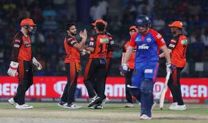 Read more about the article Sunrise : बल्लेबाजों के दयनीय प्रदर्शन से टूट गया दिल्ली का दिल