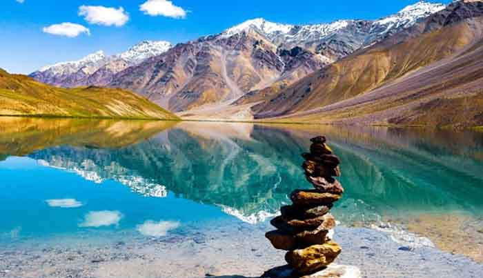 Uttarakhand News : हस्यमयी झील जहा आते है एलियंस, परियाँ करती है स्नान...जाने पूरी स्टोरी