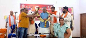 BJP in-charge Om Mathur : नारायणपुर आगमन पर प्रदेश भाजपा प्रभारी ओम माथुर का भाजपाईयों ने किया भव्य स्वागत