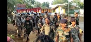 Read more about the article Narayanpur News : मालक परिवहन संघ के अनिश्चितकालीन हड़ताल के बीच में आज भारी पुलिस बल तैनात