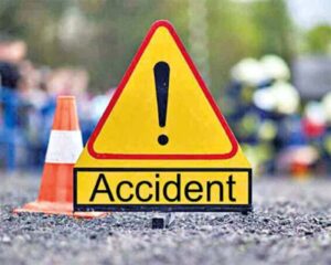 Read more about the article Balodabazar Big Accident : पिकअप को ट्रक ने ठोका, 1 बच्चा 5 महिलाए समेत 6 लोगो की मौत