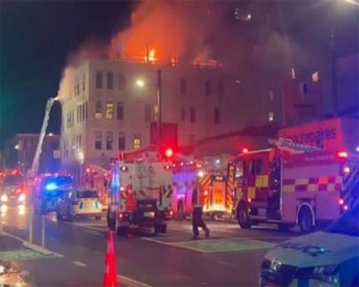 Wellington New Zealand : 4 मंजिला हॉस्टल में लगी भीषण आग, 10 लोगों की दर्दनाक मौत