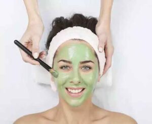 Vat Savitri Vrat Makeup Tips : इन सस्ते फेस पैक को चेहरे पर लगाए और वट सावित्री व्रत पर चेहरे पर लाये इंस्टेंट ग्लो