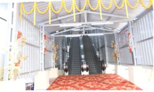 Bhatapara Railway Station : सांसद सोनी,विधायक शर्मा ने किया स्टेशन पर बने एस्केलेटर एवं कोच गाइडेंस डिसप्ले बोर्ड का लोकार्पण