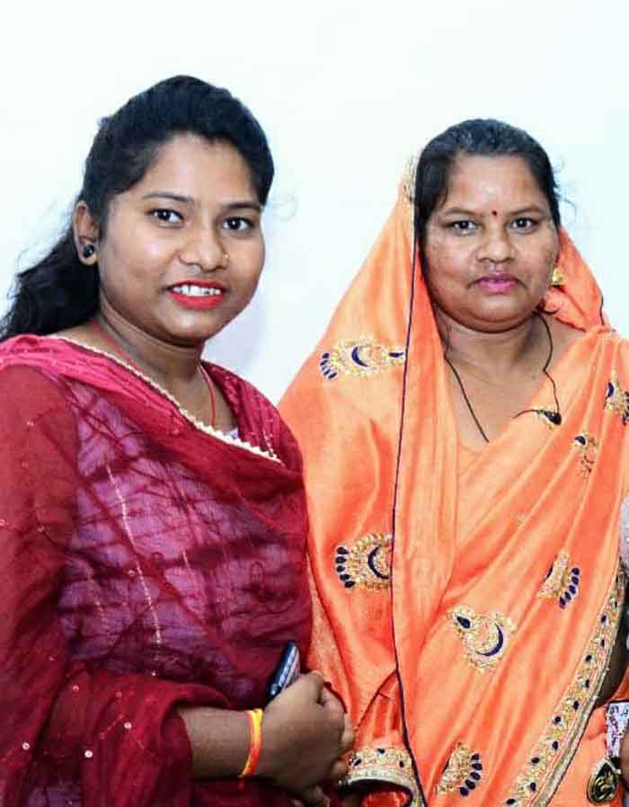 Dhamtari 10 June 2023 : बेटियों को सहायता देने के लिए लोकेश्वरी ने मुख्यमंत्री का किया धन्यवाद