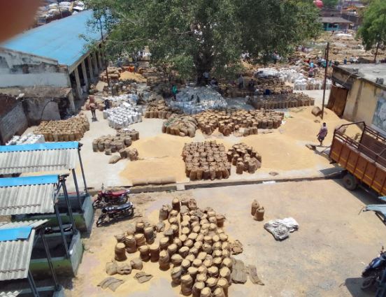 Bhatapara : चौतरफा खरीदी के बाद हैरत में डालने वाली तेजी, खाद्य प्रसंस्करण इकाइयों के संचालक अब हताश