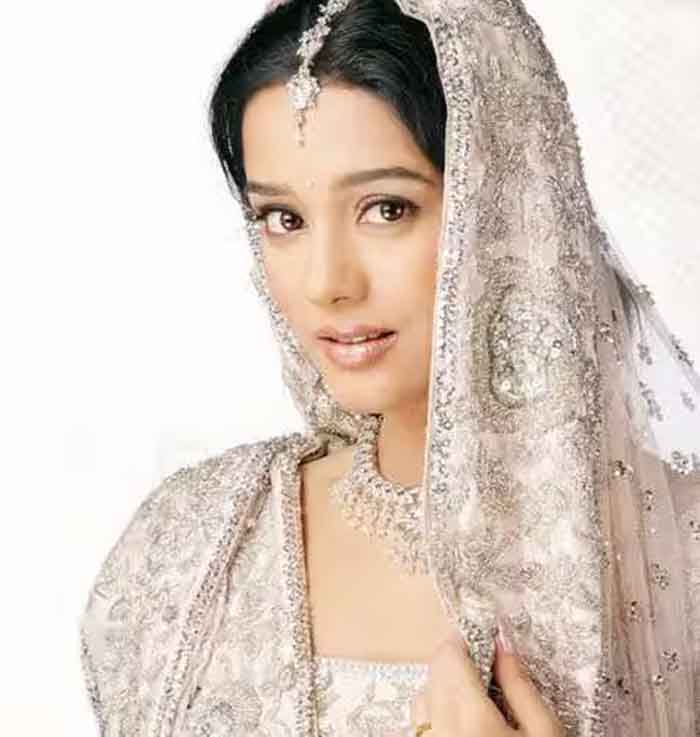 Amrita Rao Birthday Today : बॉलीवुड में फिल्म 'विवाह' से पॉपुलर हुई अमृता राव का जन्मदिन आज...किसिंग सीन न करने की वजह से प्रभावित हुआ करियर