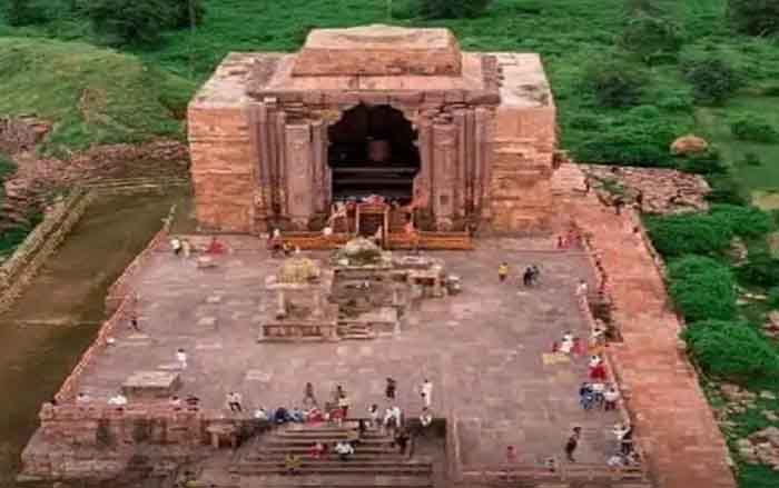 Unique Shiv Temple in Bhopal : टापू पर स्‍थित है अनोखा शिव मंदिर....जहा दर्शन करने नाव से पहुंचते हैं श्रद्धालु...जाने मान्यता