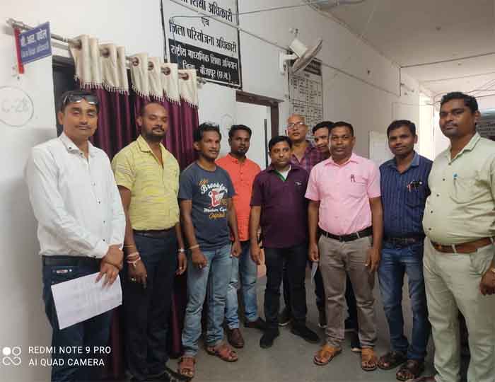 Bijapur Chhattisgarh : वेतन विसंगति और पेंशन को लेकर एकजुट हुए शिक्षक एलबी संवर्ग