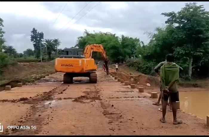 Narayanpur News : भारी वर्षा से पुलिया हुआ क्षतिग्रस्त,जिला प्रशासन ने ठेकेदार को थमाया पुनर्निर्माण का नोटिस
